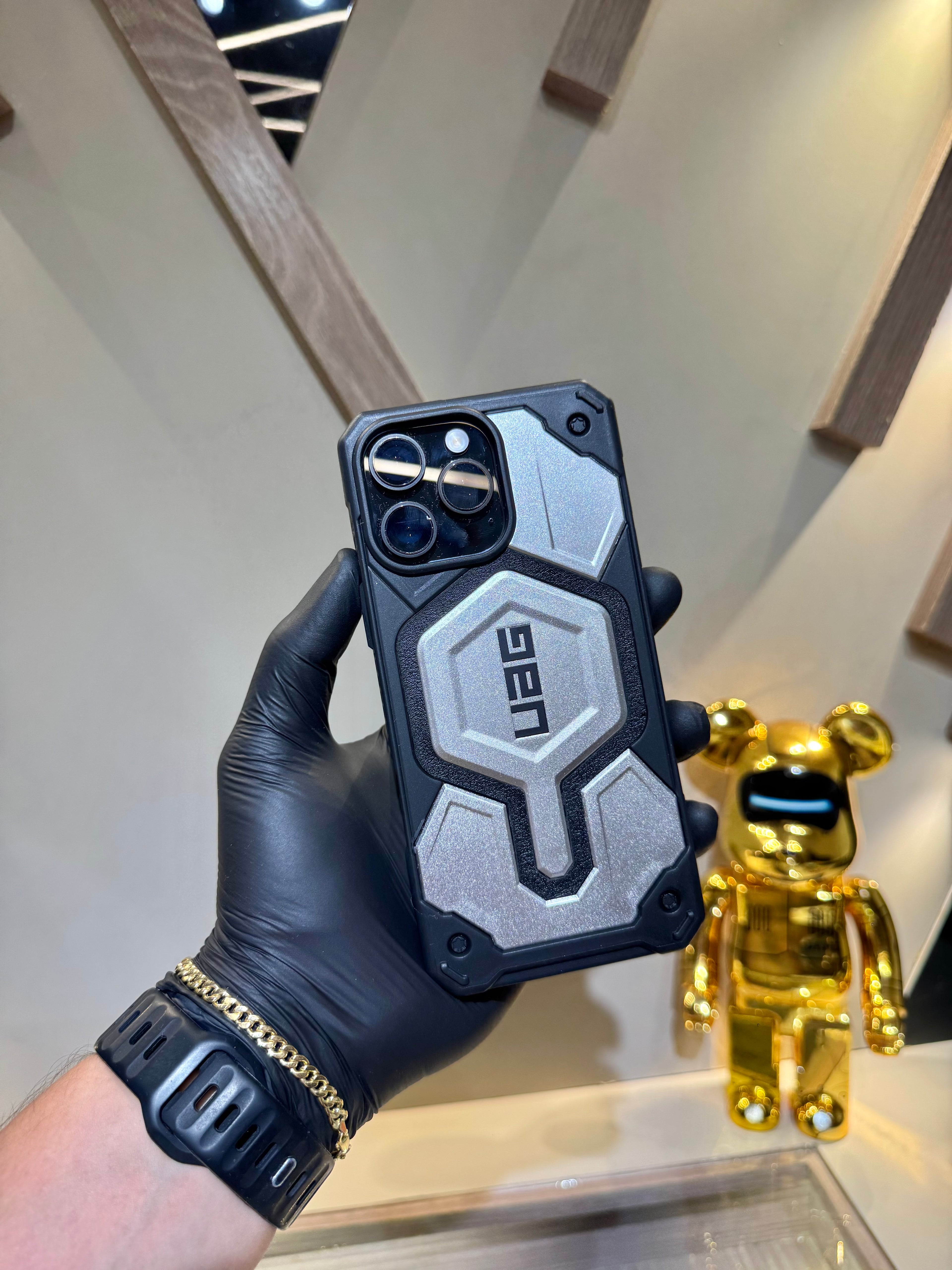 Cases UAG