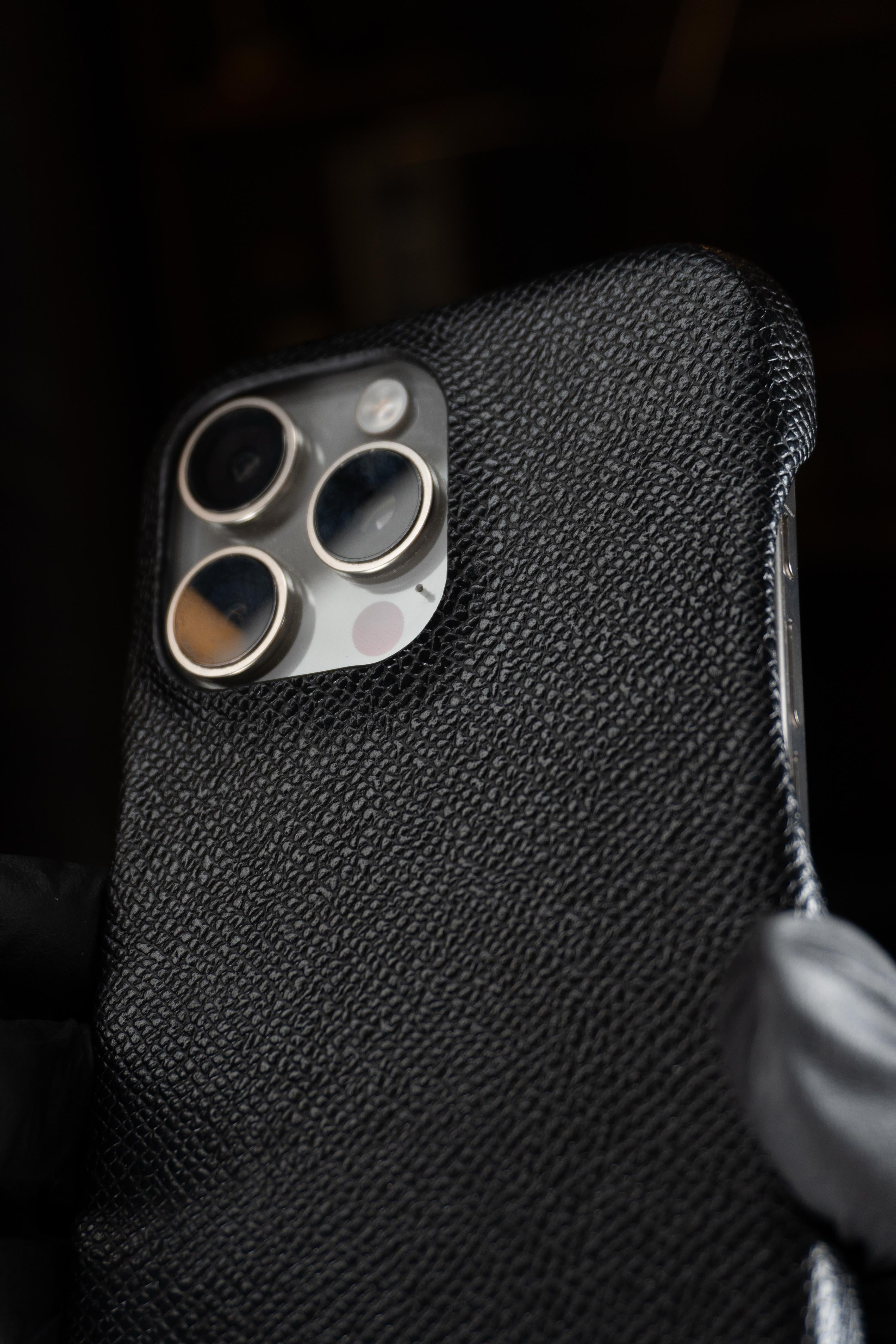 Cases Prada Cuero Negro