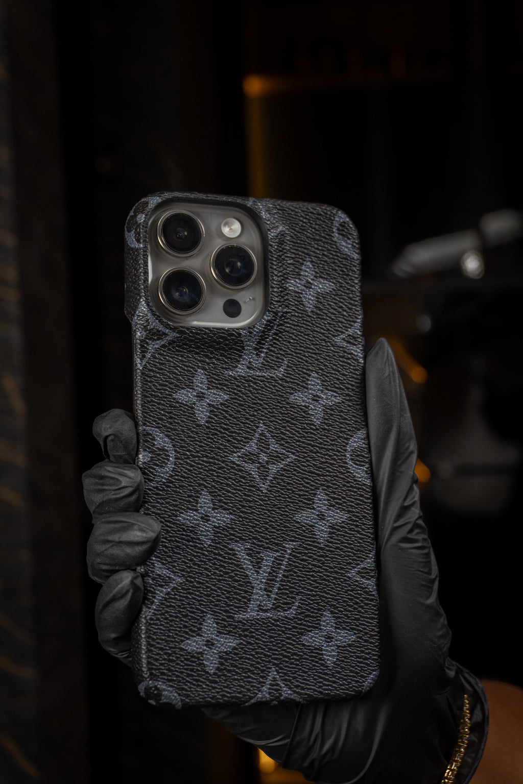 Cases LV