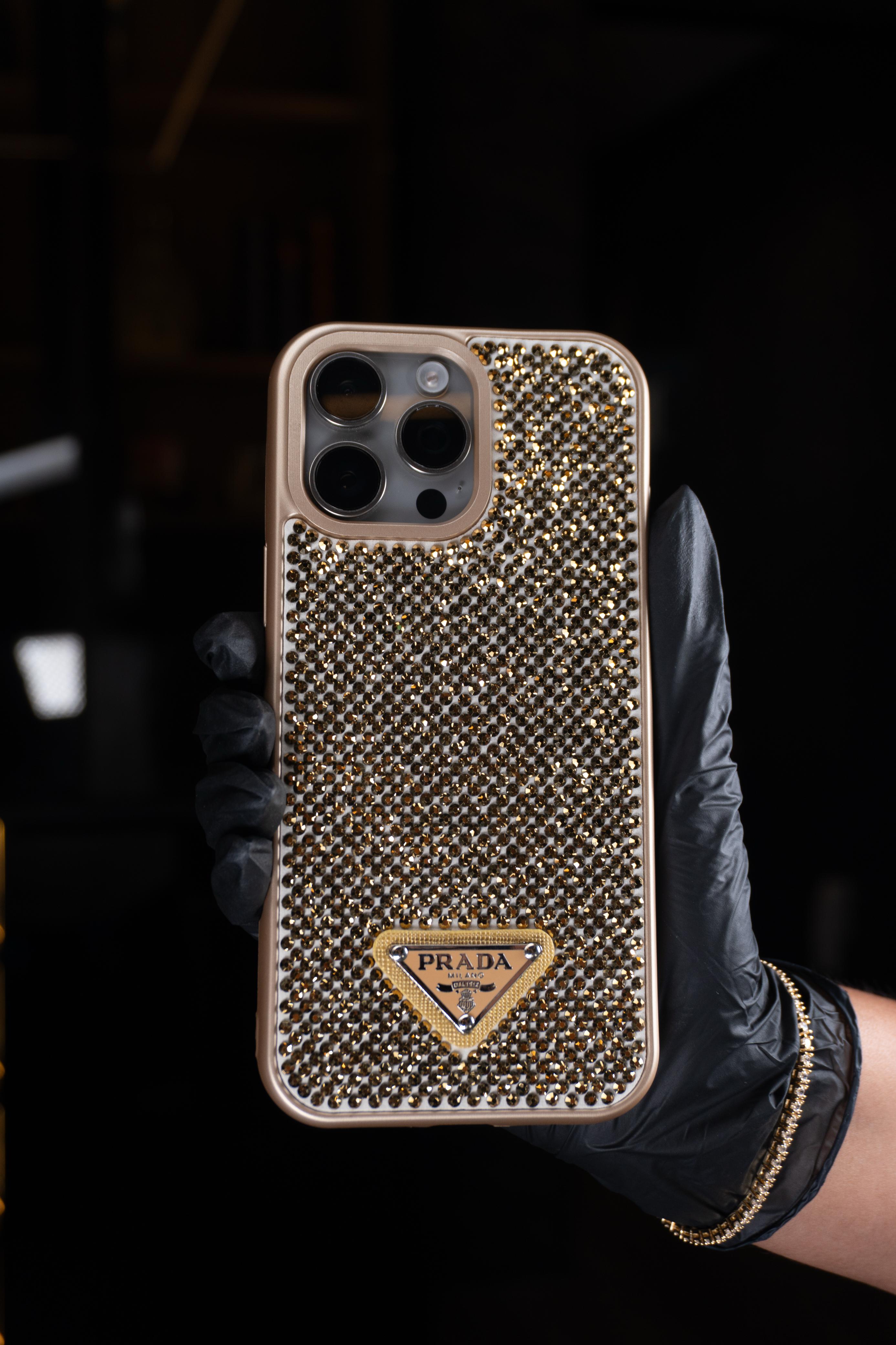 Cases Prada